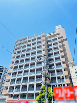 グリーンマンション平尾の外観