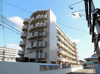 グランピアマンション箱崎ＶＩＩＩの外観