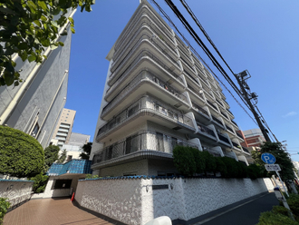 秀和東品川レジデンスの外観