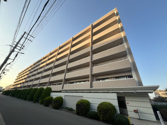 ディークラディア城東アフタヌーンスクエアの外観