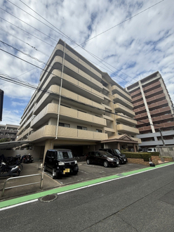 アムール箱崎の外観