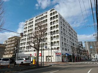 メゾン大曽根の外観