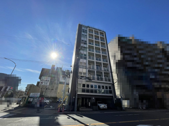 アクシルコート堀川今出川の外観