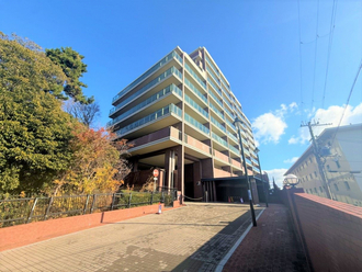 神戸垂水ヒルトップテラスの外観