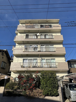 吉田マンションの外観