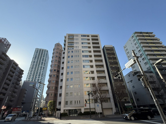 ラコント新宿セントラルパークアパートメントの外観