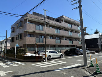 パレス国立の外観