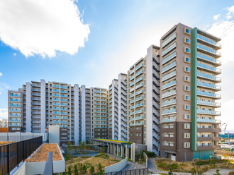 センターマークスレジデンスの外観