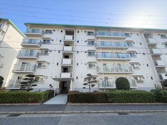 名谷１５団地63号棟の外観