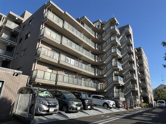 サンライフ一之江の外観