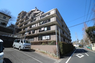 ライオンズマンション西千葉第二の外観