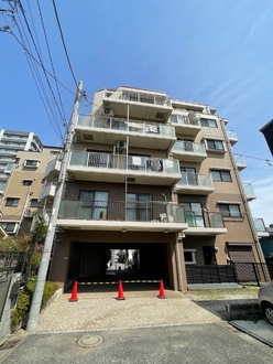 カーサ・ベルデ一之江の外観