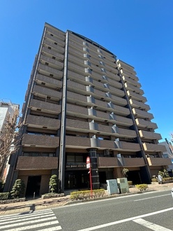 ダイアパレス千葉県庁前の外観