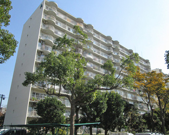 鎌倉ロジュマンＡ棟の外観