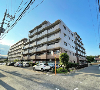 ライオンズマンション常盤平さくら通りの外観