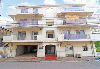 ニューシャルム上大岡の外観