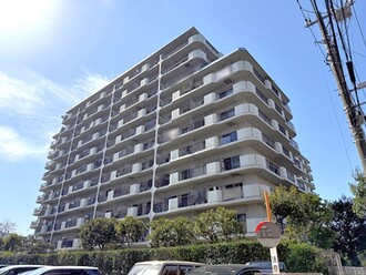 大島スカイハイツの外観