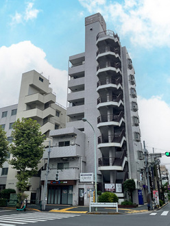 ルシール新中野の外観