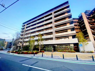 プレミスト千葉公園の外観