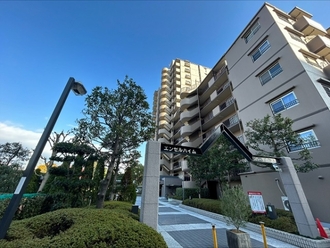 エンゼルハイムリバーサイド武庫川の外観