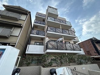 ロマネスク清水坂の外観