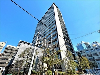 パークナード新梅田アーバンパレスの外観