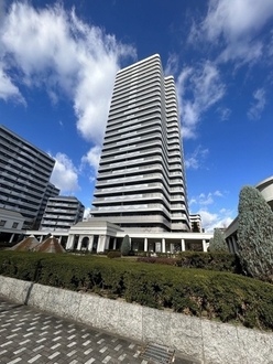 ベル・パークシティ画地ＩＩＩ　ＣＥＮＴＥＲ棟の外観