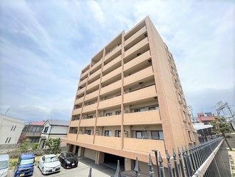 リブコート住吉川の外観