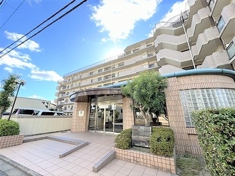 ルネ墨染２番館の外観