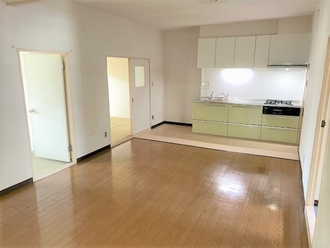 住吉川ハイツの外観