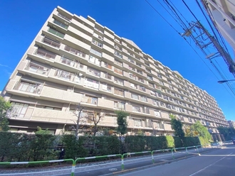 ソルフェスタ赤羽の外観