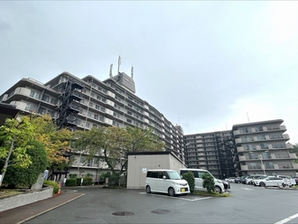 寝屋川コーポラスの外観