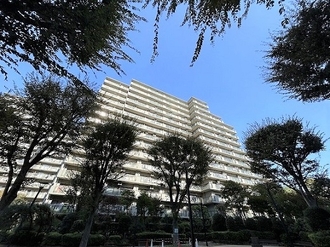 コープ野村クローバー・シティ与野参番館の外観