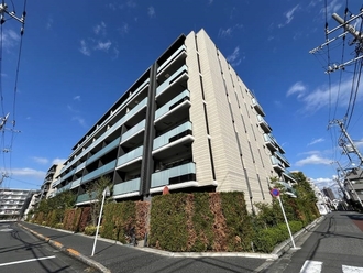 プラウド練馬光が丘公園の外観