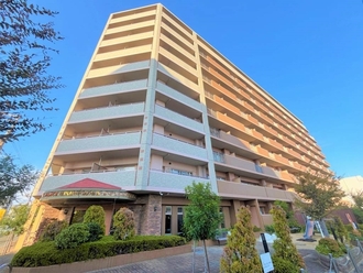 ダイアパレス三国ヶ丘の外観