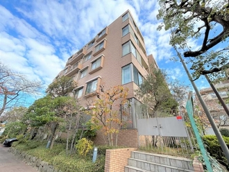 カーサフロレスタ西馬込弐番館の外観