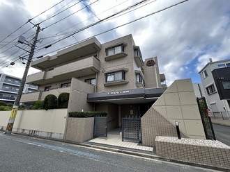 エンゼルハイム鳥飼の外観
