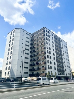 ワコー王子マンションの外観