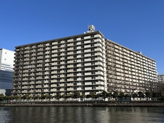 ファミール浜園の外観