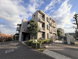 グランノア港北の丘１８番館の外観