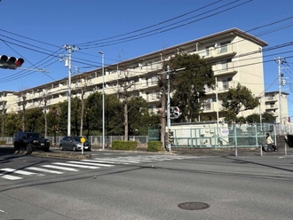 港南台つぐみ団地１２号棟12の外観