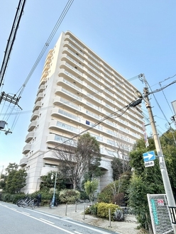 リバーガーデン平野正覚寺の外観