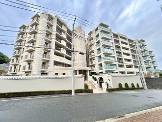 ルネサンス戸塚テラスの外観