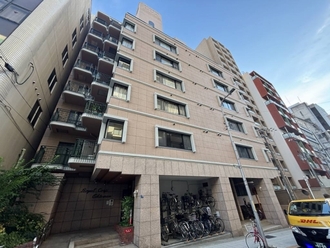 ロイヤルコーポ大手門の外観