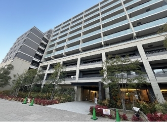 ジェイグランシティ塚本の外観