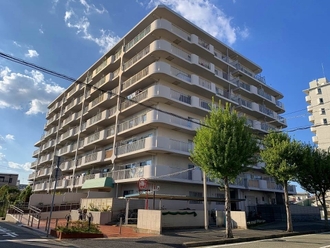 南塚口パークマンションＢ棟の外観