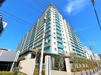 ブランズシティ天神橋筋六丁目の外観