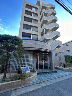 グリーンコーポ西宮の外観