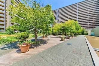 ニュートンプレイスサウスコート