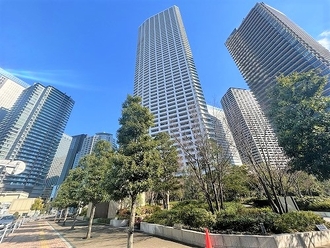 ザ・パークハウス西新宿タワー６０の外観